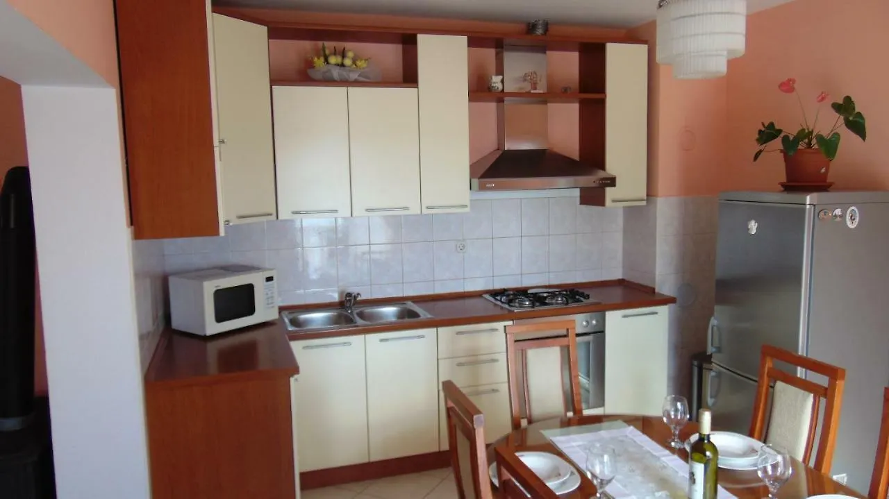 Apartman Ana Hotel Jasenice